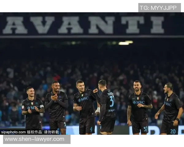 足总杯精彩对决里昂大胜那不勒斯引发转会风波