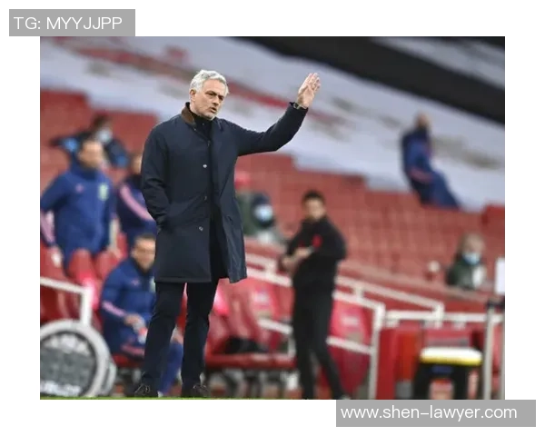 国王杯激战：拜仁逆转AC米兰红牌事件引发全场热议与战术分析