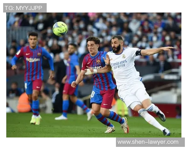 西甲激情对决皇马大胜里昂红牌事件引发全场热议 西甲激情对决皇马大胜里昂红牌事件引发全场热议